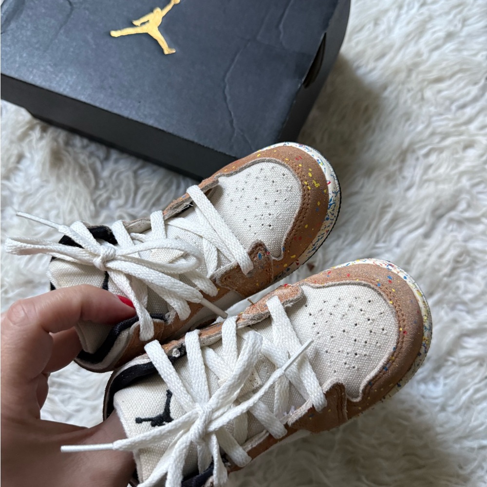 Jordan mids - Picture 8 of 14